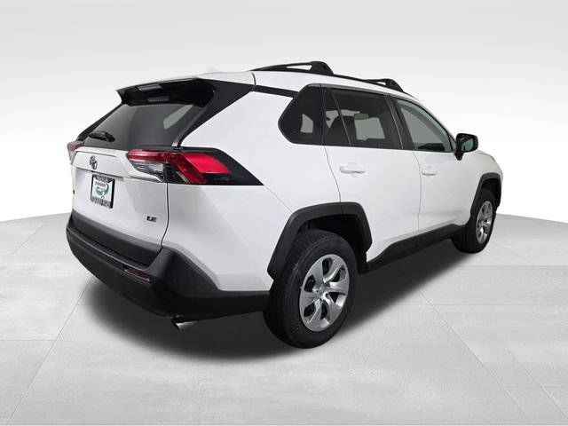 Used 2021 Toyota RAV4 LE w/ Carpet Mat Package (TMS) FWD image 7