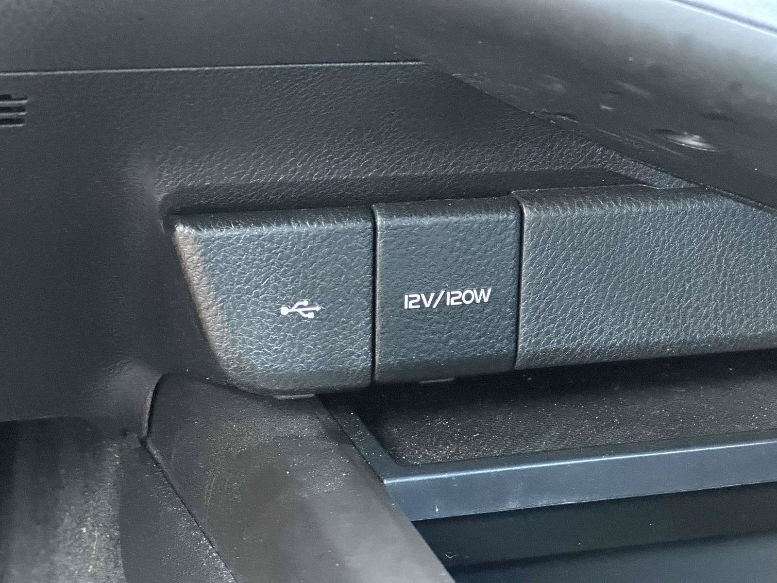 Used 2023 Toyota Camry SE w/ Protection Package (Q2) (TMS) FWD image 18