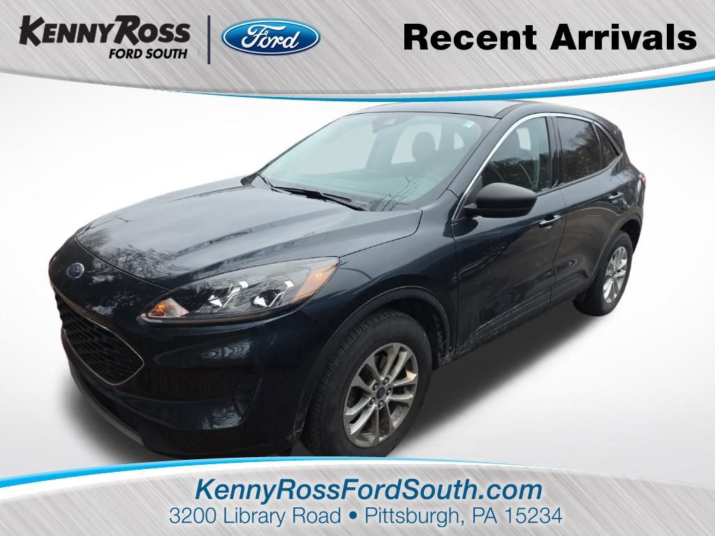 Certified 2022 Ford Escape SE w/ Cold Weather Package