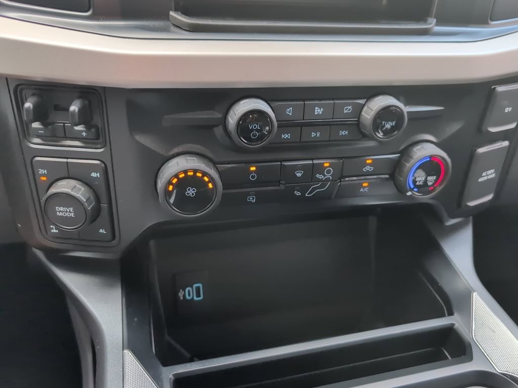 Certified 2024 Ford F250 XLT w/ FX4 Off-Road Package AWD/4WD image 19