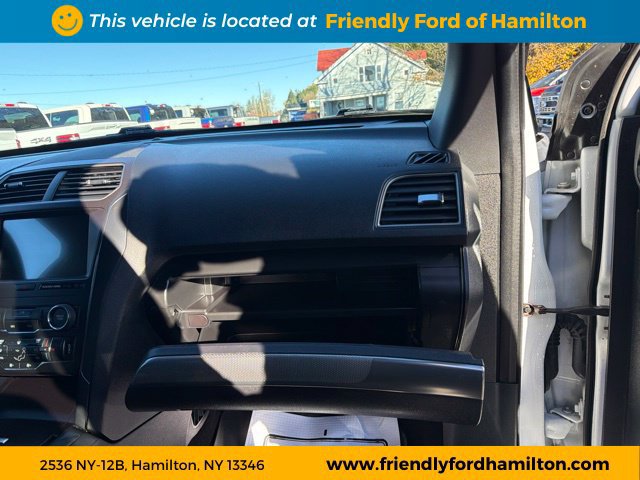 Certified 2019 Ford Explorer XLT w/ Equipment Group 201A AWD/4WD image 36