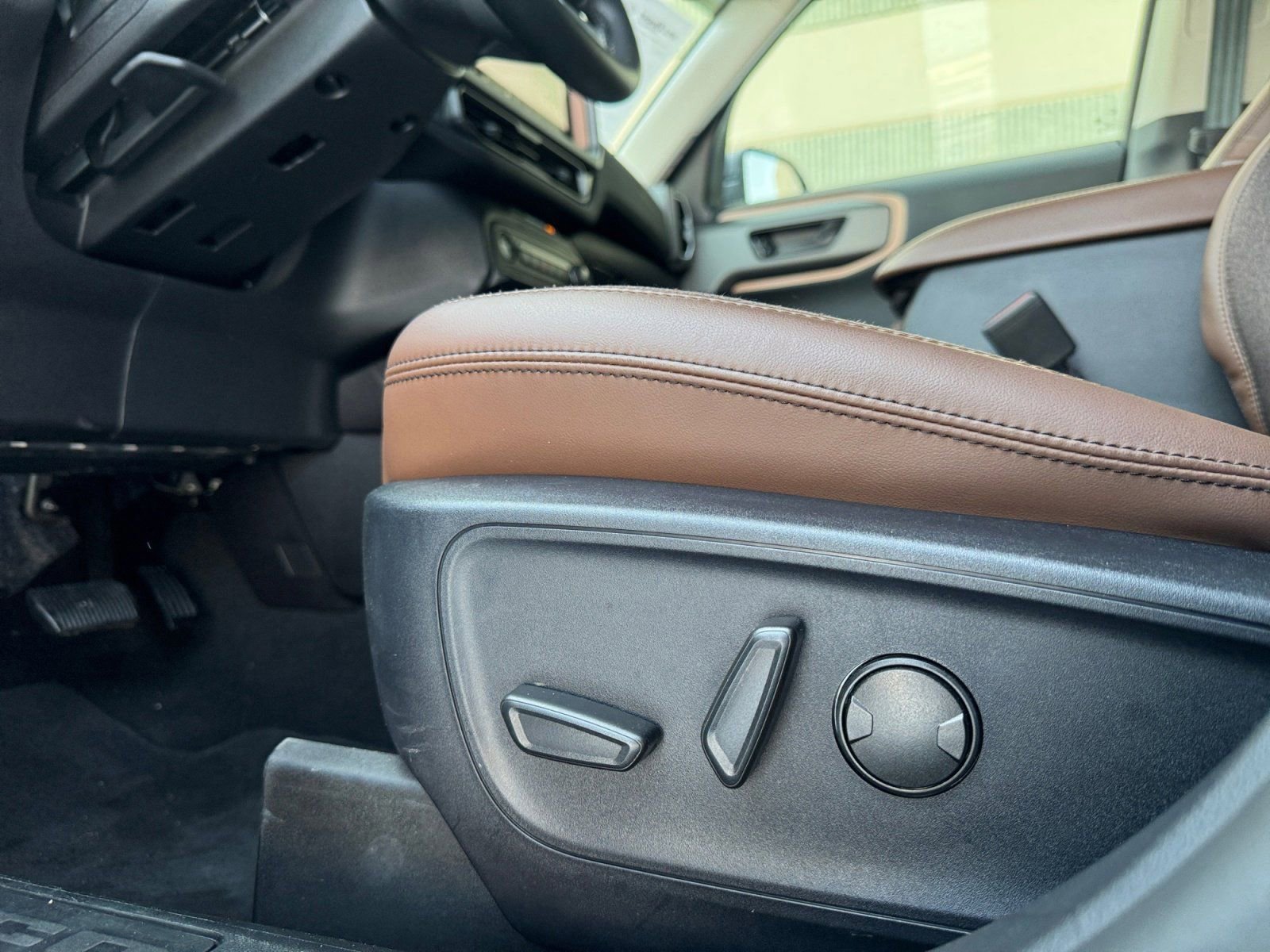 Certified 2025 Ford Bronco Sport Outer Banks w/ Outer Banks Tech Package+ image 20