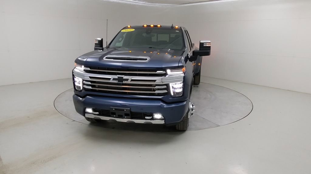 Used 2021 Chevrolet Silverado 3500 High Country image 9
