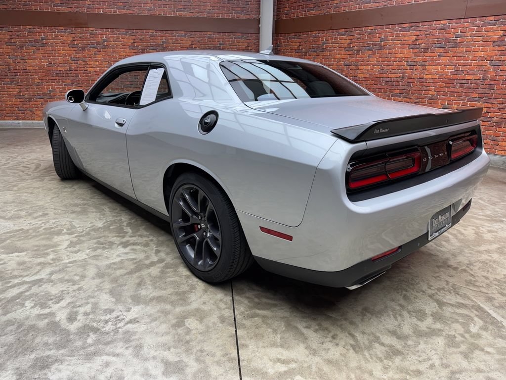 Used 2021 Dodge Challenger R/T Scat Pack RWD image 2