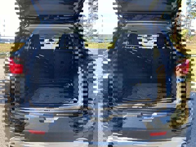 Used 2020 Chevrolet Blazer LT image 10