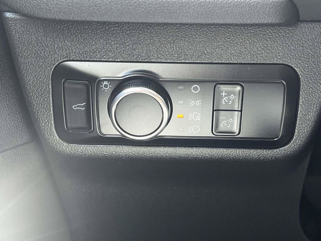 Certified 2023 Ford Escape ST-Line w/ Tech Pack #1 FWD image 33