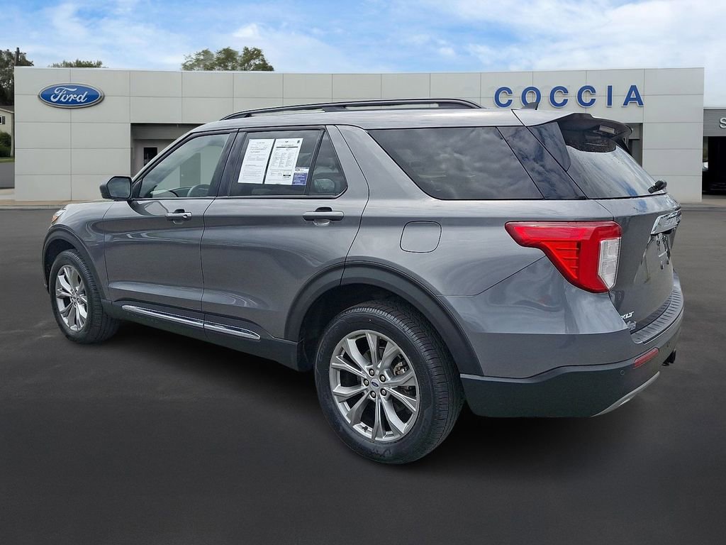 Certified 2023 Ford Explorer XLT w/ Equipment Group 202A AWD/4WD image 6
