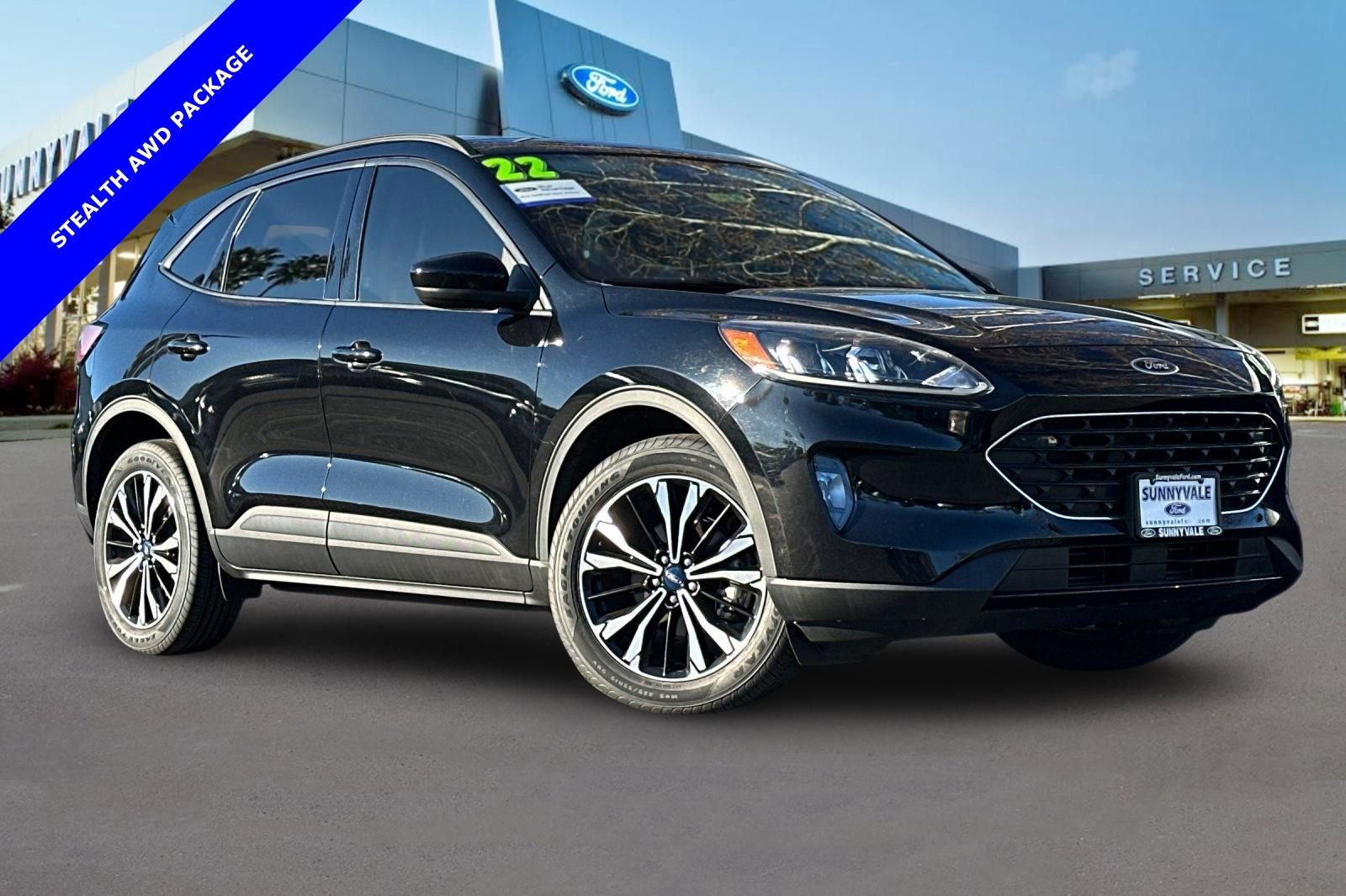 Certified 2022 Ford Escape SEL w/ SEL Stealth AWD Package image 8