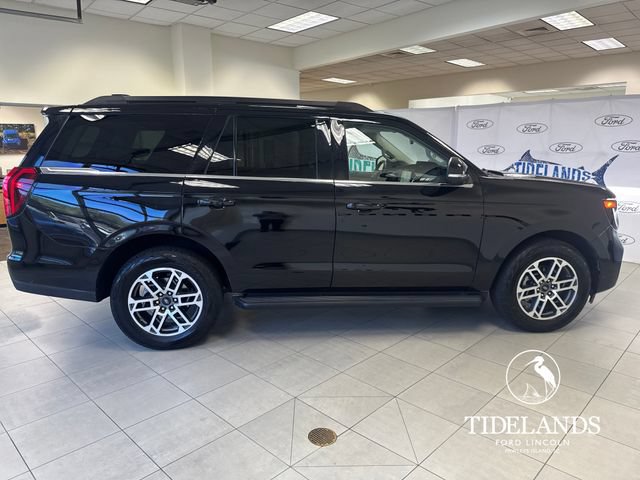 Certified 2025 Ford Expedition Active AWD/4WD image 10