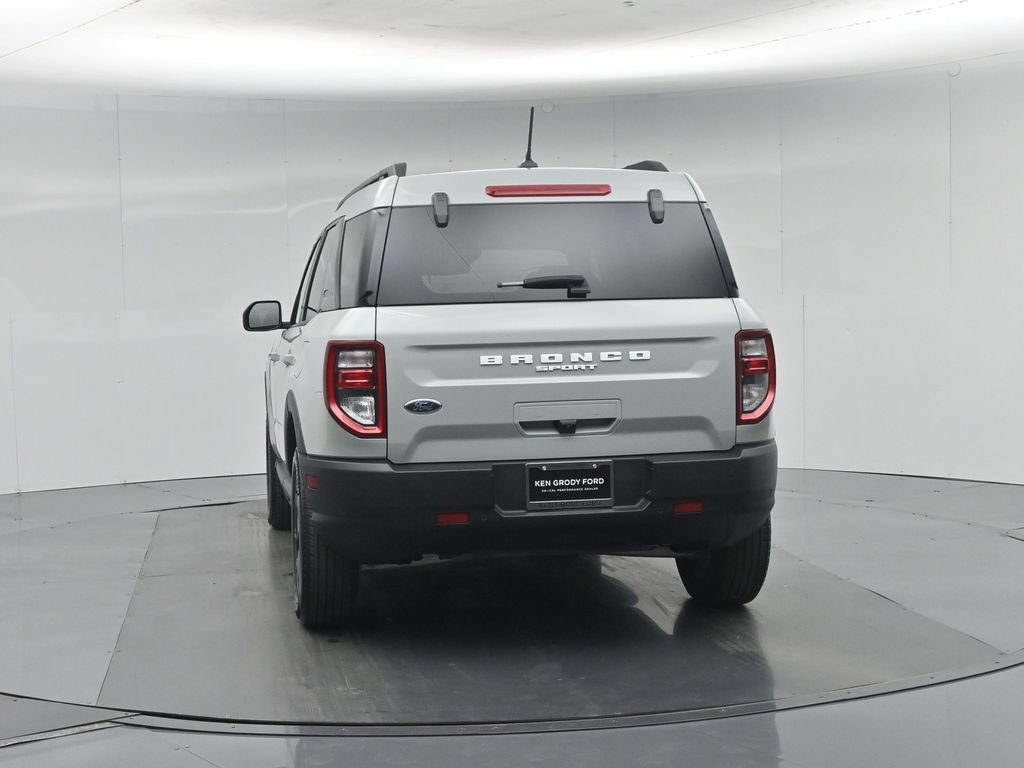 Certified 2023 Ford Bronco Sport Outer Banks w/ Tech Package AWD/4WD image 32