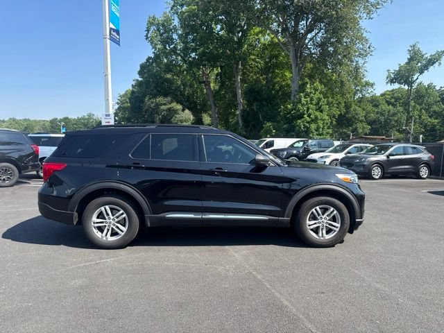Certified 2020 Ford Explorer XLT w/ Equipment Group 202A AWD/4WD image 11