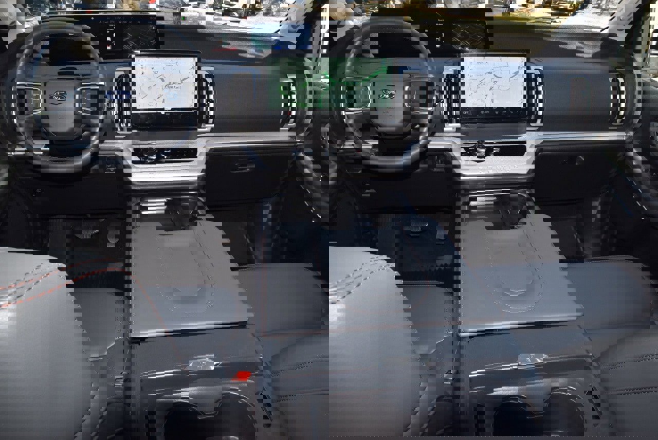 Certified 2025 Ford Expedition Max Active image 17