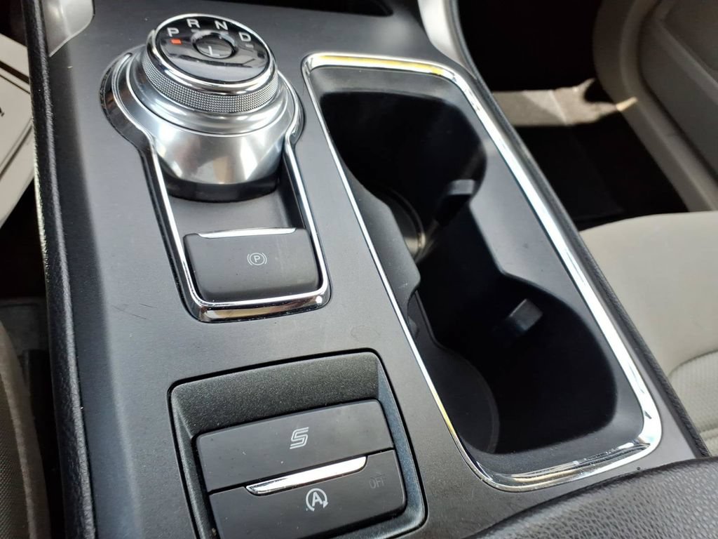 Certified 2020 Ford Fusion SE FWD image 21