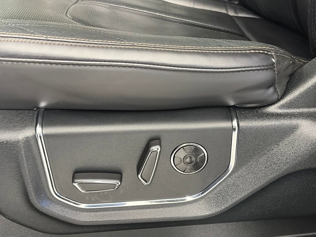 Certified 2019 Ford Expedition Max Platinum image 27