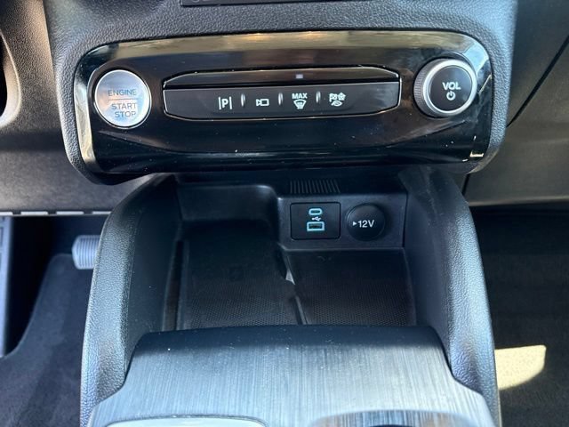 Certified 2023 Ford Escape SE w/ PHEV Premium Package FWD image 30