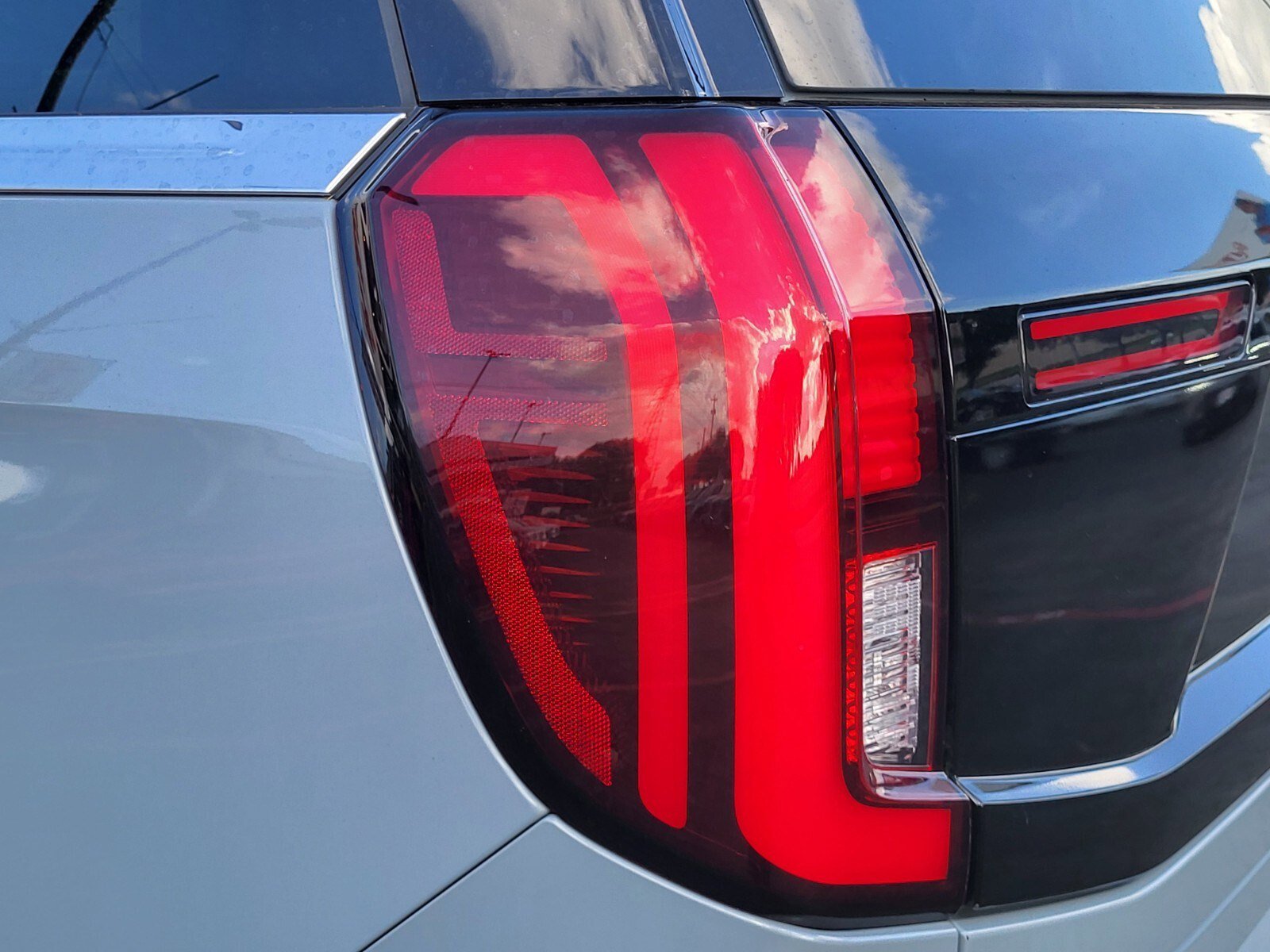 Certified 2025 Ford Expedition Max Platinum image 10