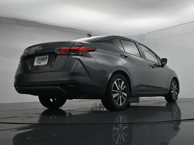 Used 2025 Nissan Versa SV FWD image 39