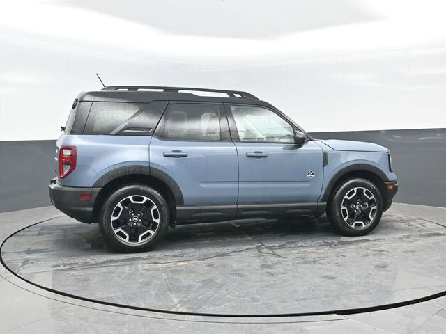 Certified 2024 Ford Bronco Sport Outer Banks w/ Tech Package AWD/4WD image 3