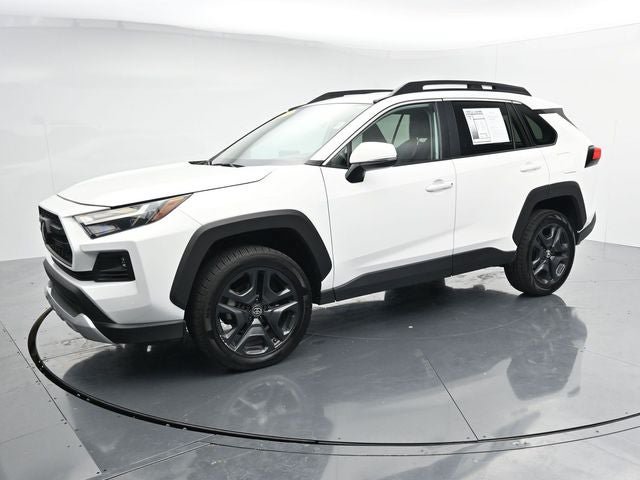 Used 2024 Toyota RAV4 Adventure AWD/4WD image 4