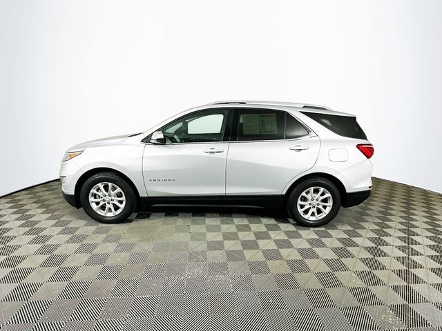 Used 2018 Chevrolet Equinox LT w/ Sun & Infotainment Package FWD image 8