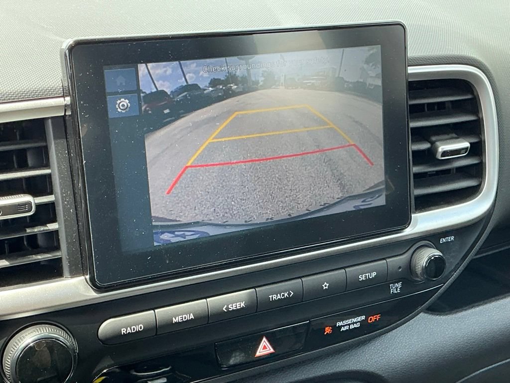 Used 2025 Hyundai Venue SEL FWD image 36
