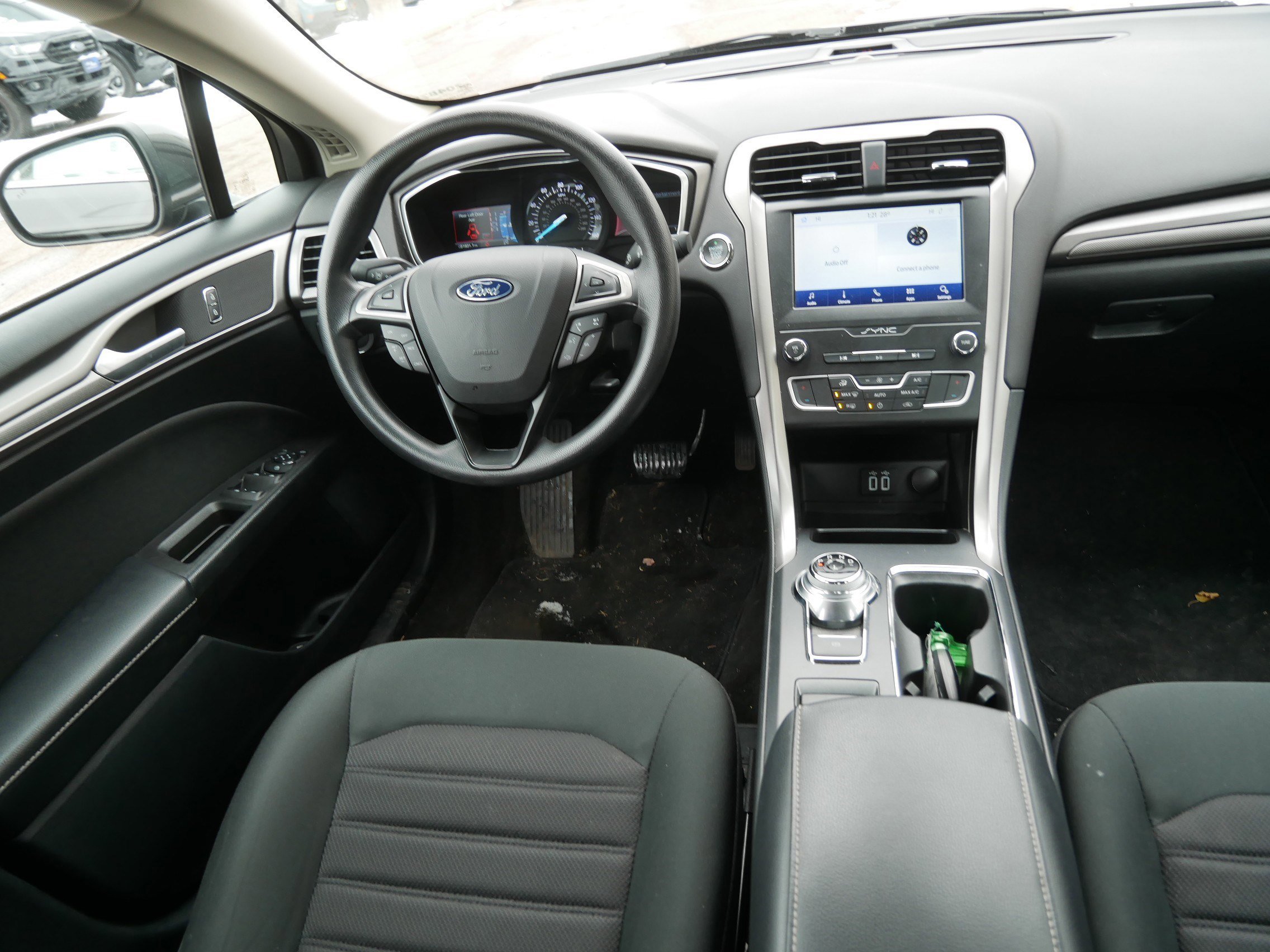 Certified 2020 Ford Fusion SE image 9