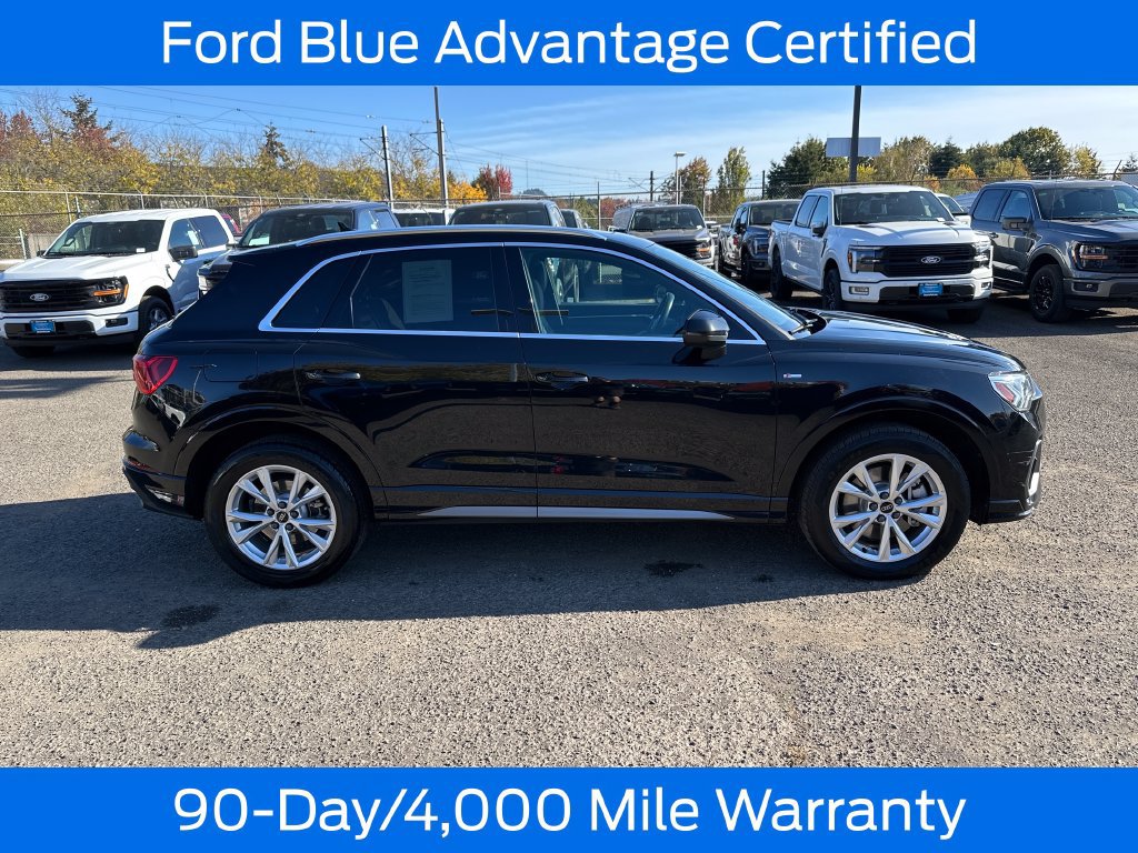 Used 2024 Audi Q3 2.0T Premium AWD/4WD image 9