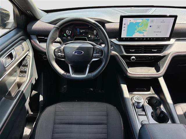 Certified 2025 Ford Explorer ST-Line w/ ST-Line Street Pack AWD/4WD image 25