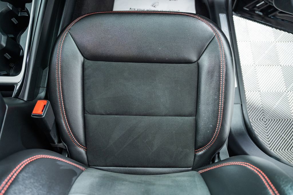 Certified 2022 Ford Explorer ST-Line w/ Class IV Trailer Tow Package image 33