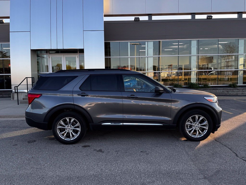 Certified 2023 Ford Explorer XLT w/ Equipment Group 202A AWD/4WD image 48