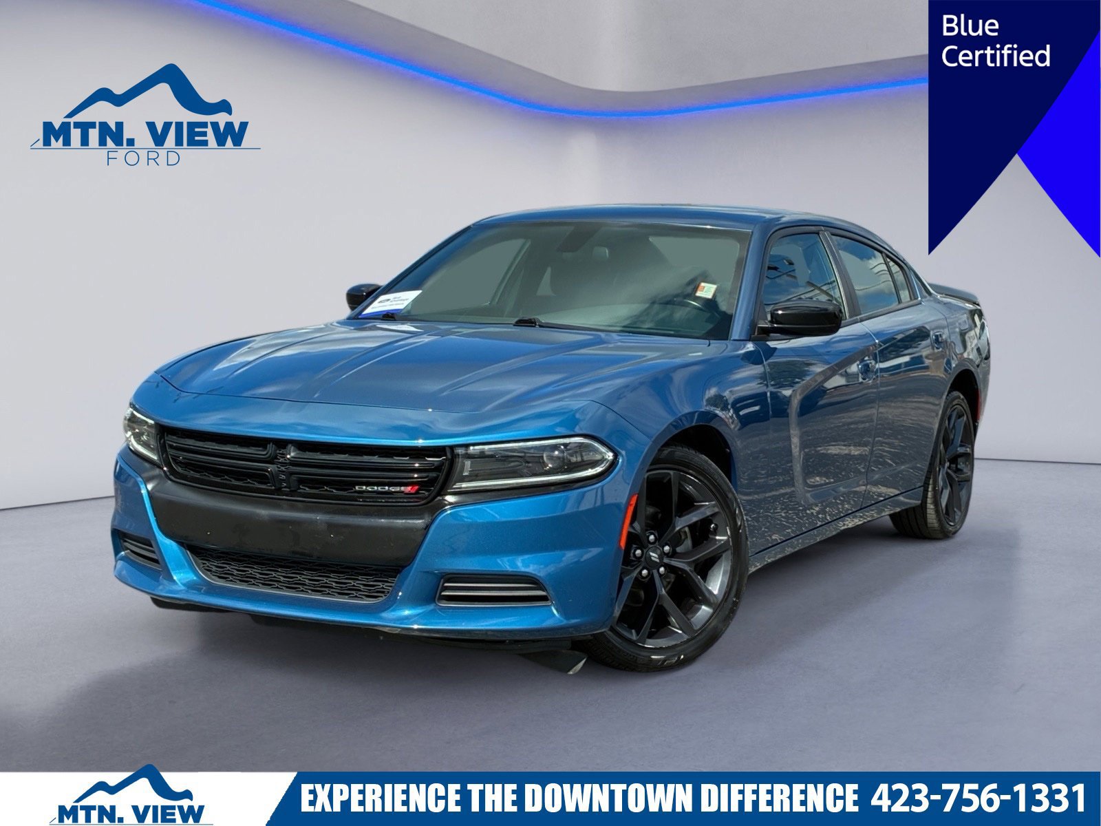 Used 2022 Dodge Charger SXT w/ Blacktop Package