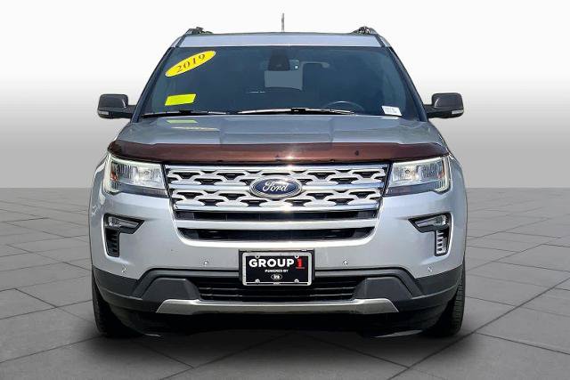 Certified 2019 Ford Explorer XLT w/ Equipment Group 202A AWD/4WD image 4