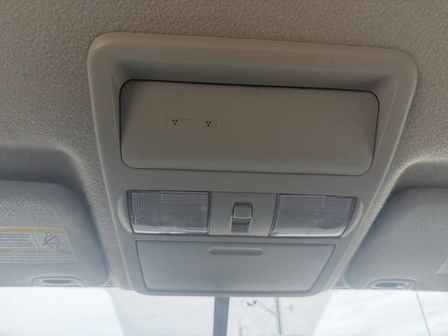 Used 2019 Nissan Frontier S RWD image 8