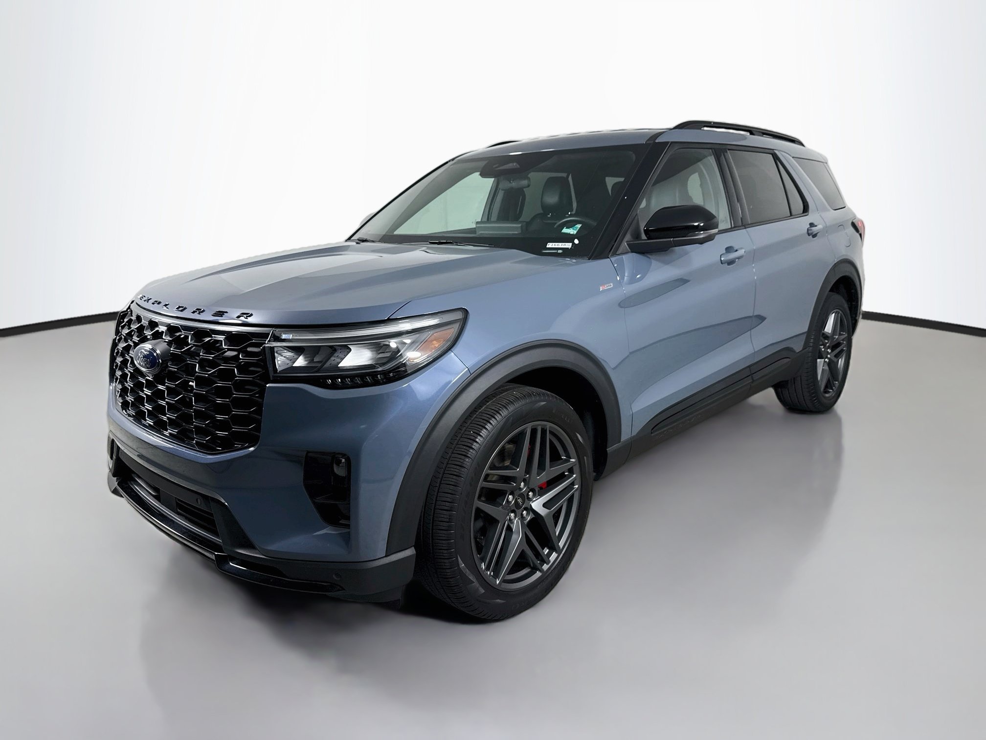 Certified 2025 Ford Explorer ST-Line w/ ST-Line Street Pack AWD/4WD image 3