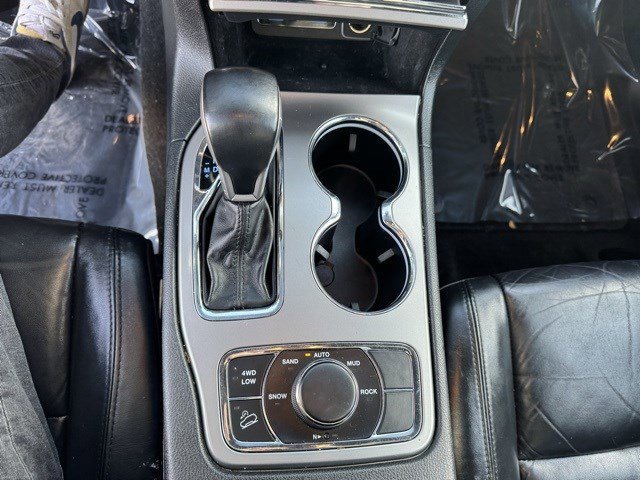 Used 2022 Jeep Grand Cherokee Limited w/ Trailer Tow Group IV image 23