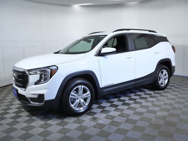 Used 2024 GMC Terrain SLE w/ Driver Convenience Package AWD/4WD image 5
