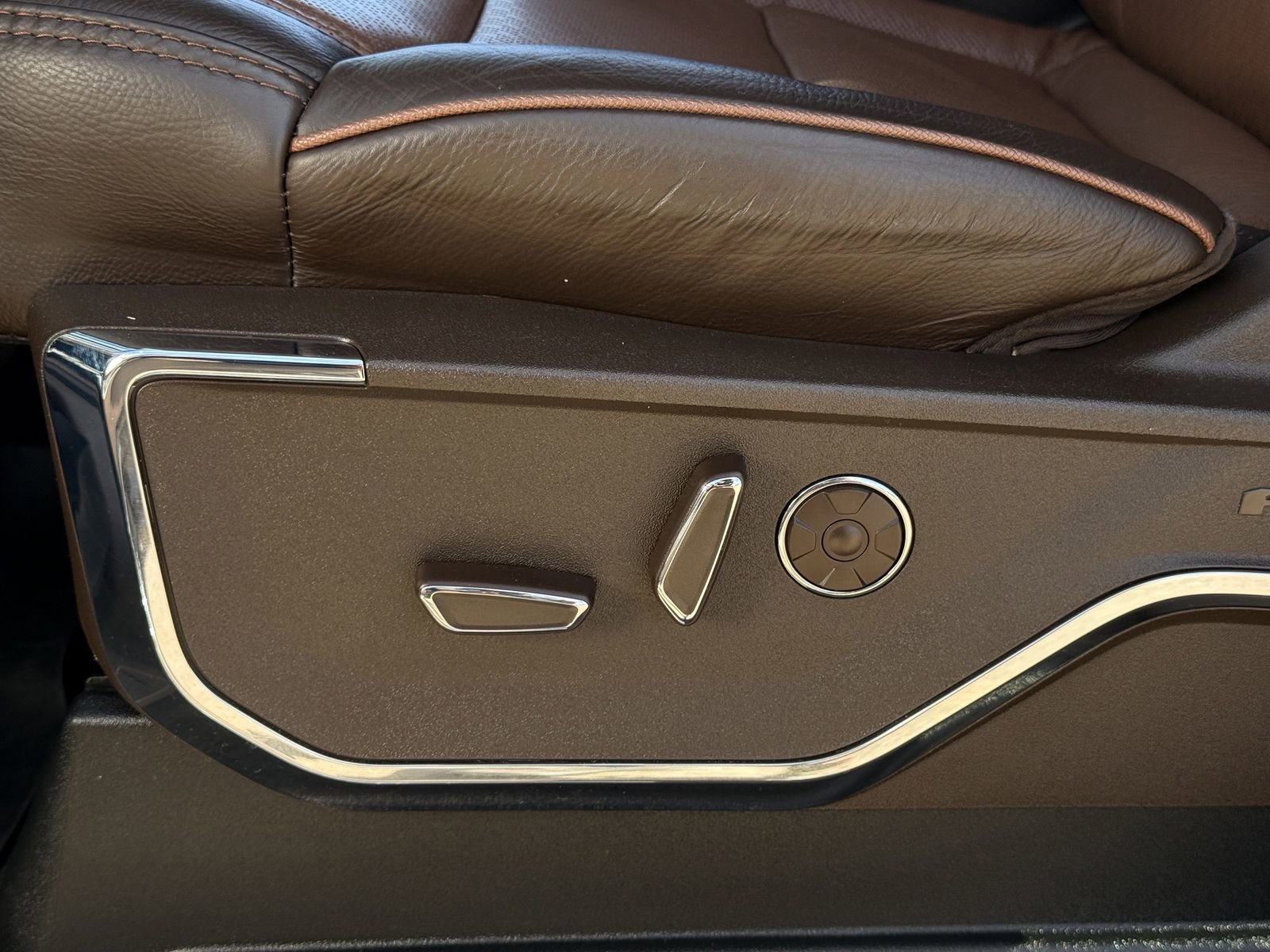 Certified 2024 Ford F150 King Ranch w/ FX4 Off-Road Package image 29