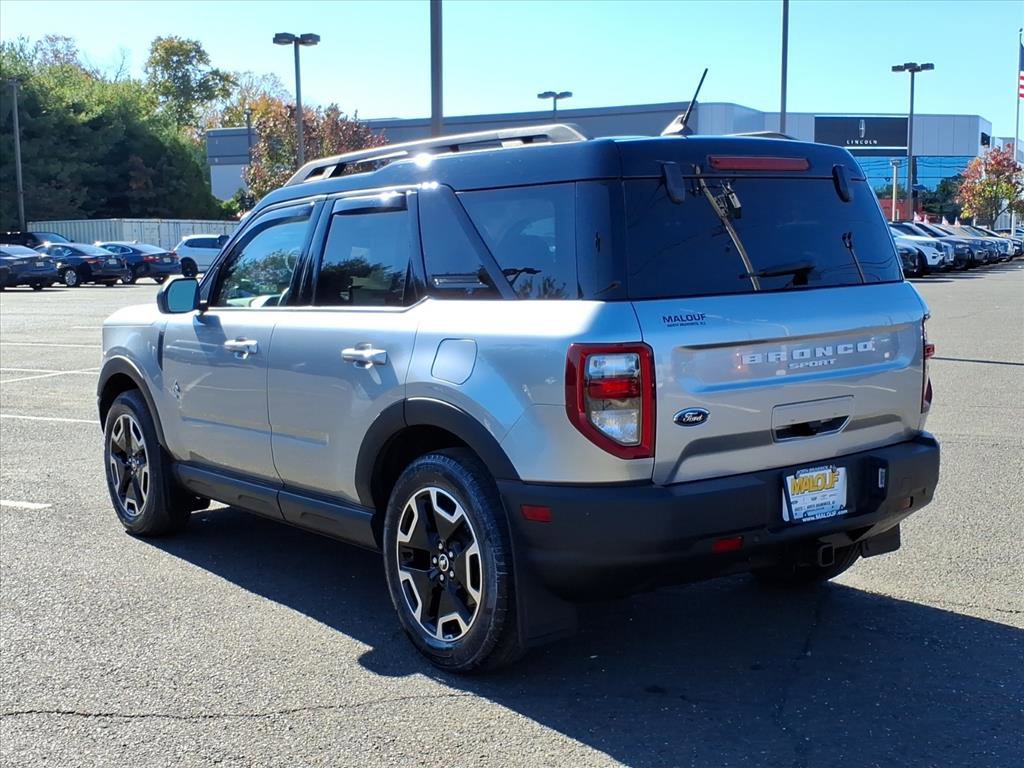 Certified 2022 Ford Bronco Sport Outer Banks w/ Tech Package image 5