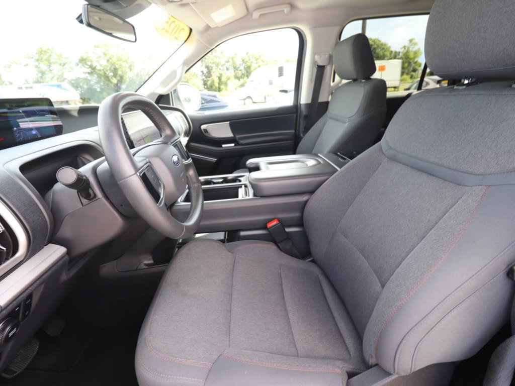 Certified 2025 Ford Expedition Max Active AWD/4WD image 2