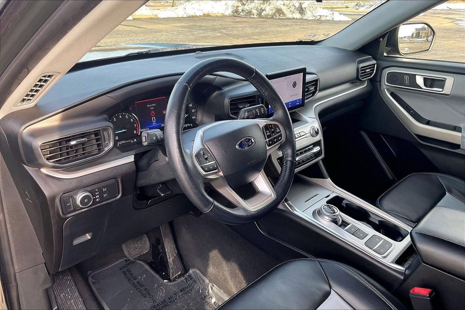 Certified 2022 Ford Explorer XLT w/ Equipment Group 202A image 14