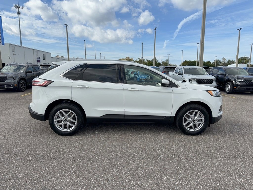 Certified 2024 Ford Edge SEL image 2