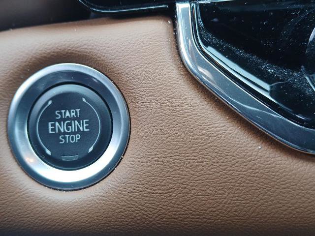 Used 2024 GMC Canyon AT4 w/ AT4 Premium Package image 15