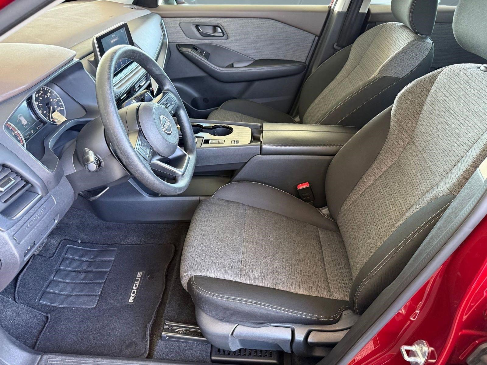 Used 2022 Nissan Rogue S FWD image 5