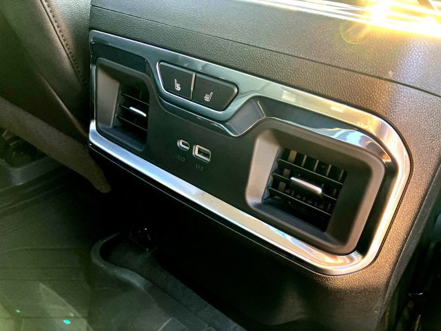Used 2024 Chevrolet Silverado 1500 LTZ w/ Technology Package image 20