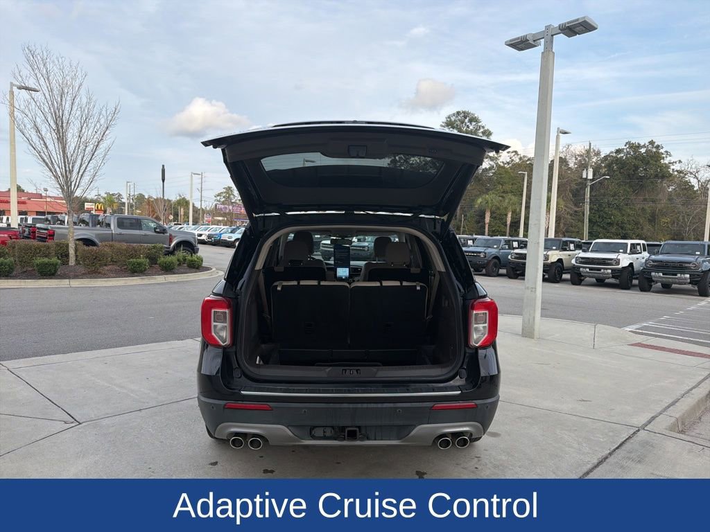 Certified 2021 Ford Explorer Platinum w/ Premium Technology Package image 7