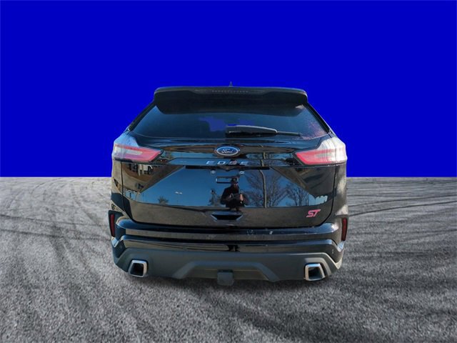 Certified 2024 Ford Edge ST w/ Equipment Group 401A image 4