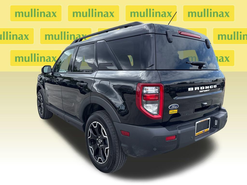 Certified 2025 Ford Bronco Sport Outer Banks w/ Outer Banks Tech Package+ image 9