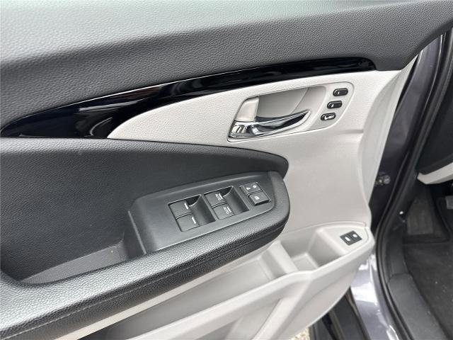 Used 2022 Honda Pilot Touring image 28