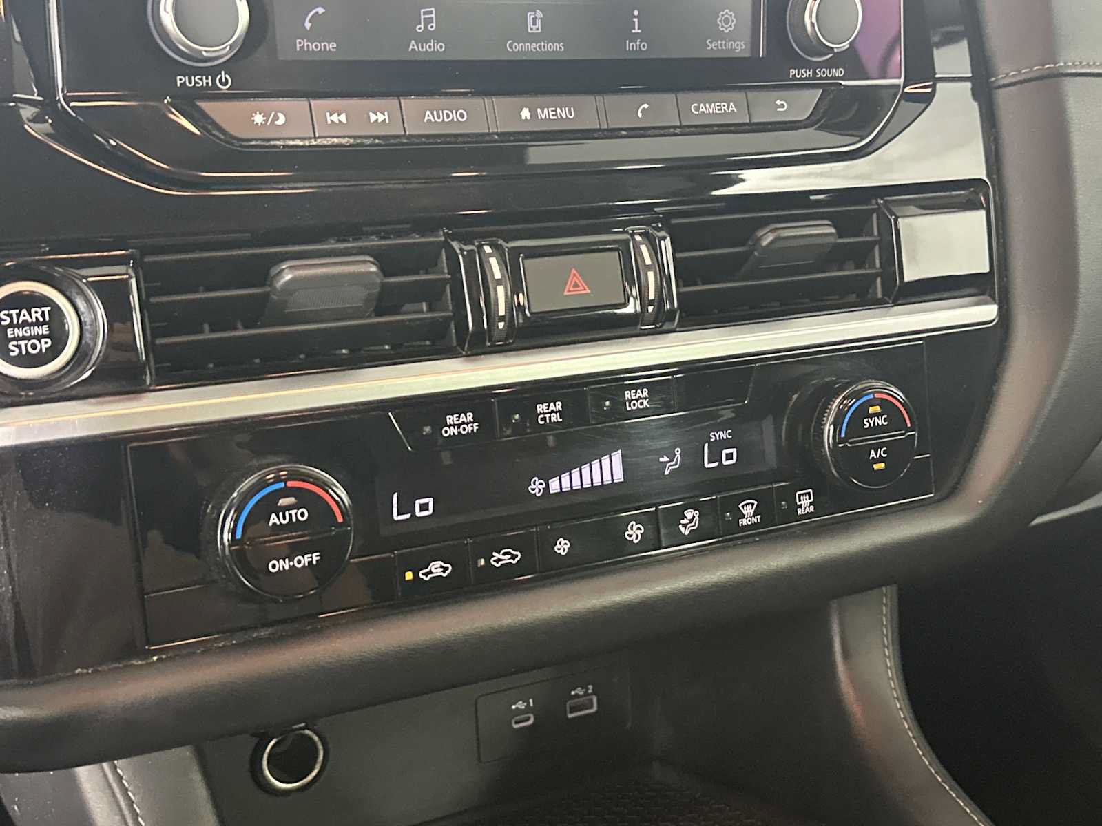 Used 2022 Nissan Pathfinder S AWD/4WD image 30