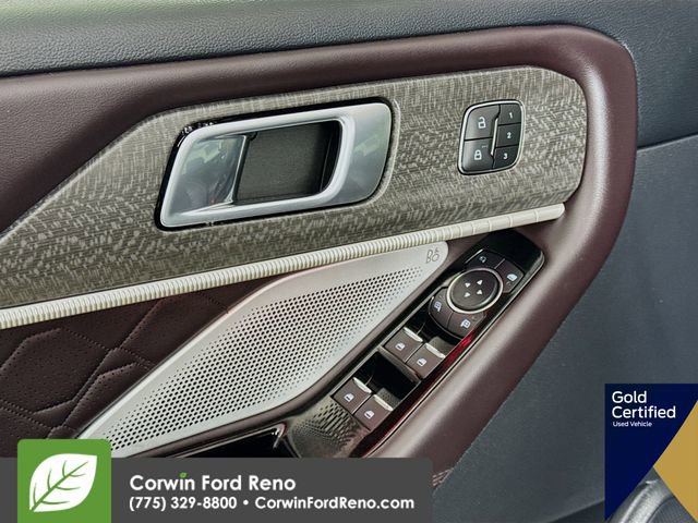 Certified 2025 Ford Explorer Platinum w/ LUX Leather Package image 22